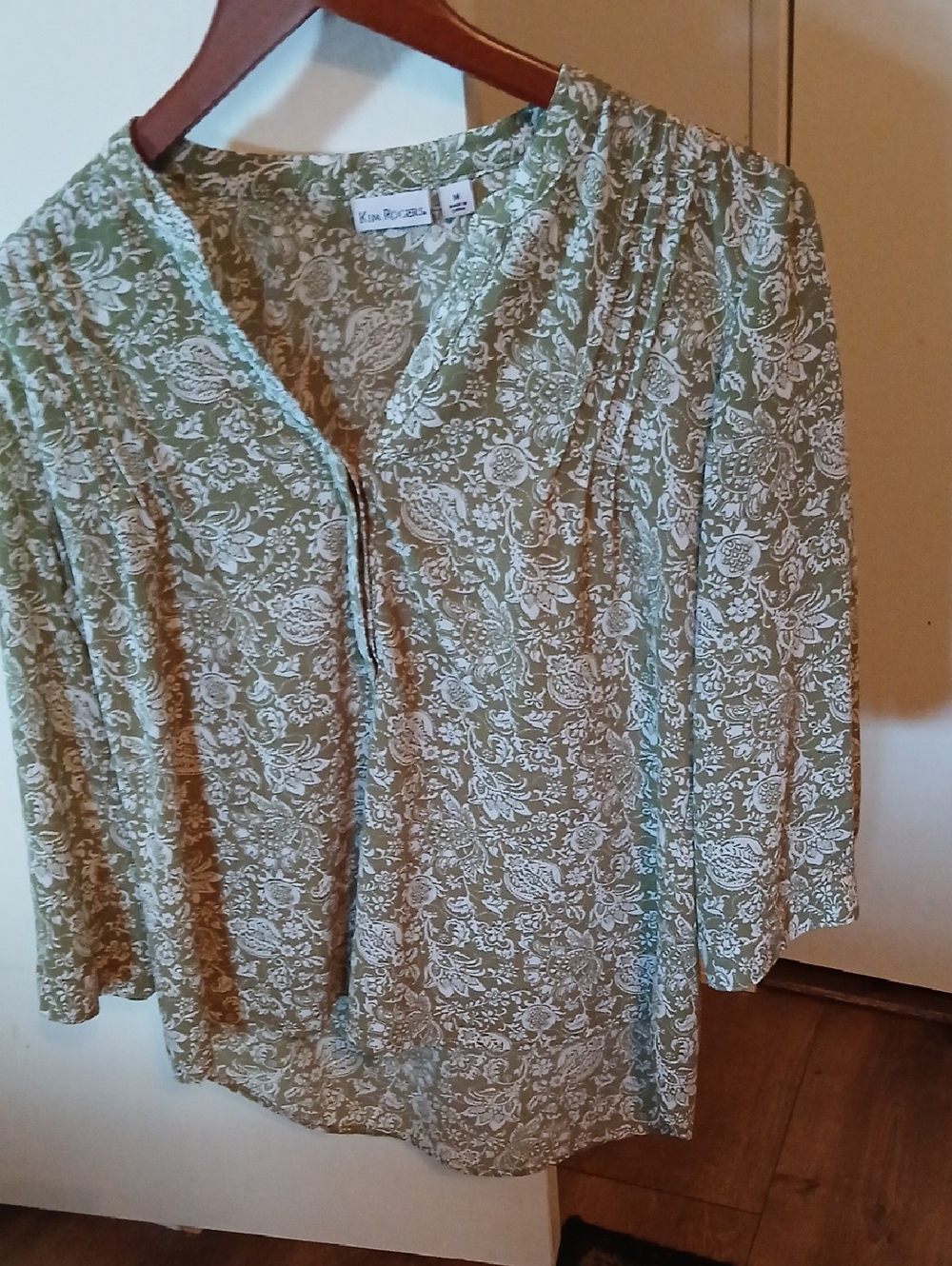 Kim Rogers Olive Green Floral V-Neck Peasant Blouse